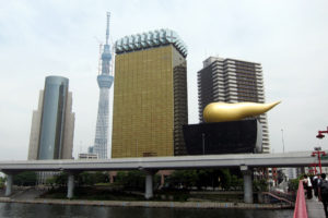 , La Tokyo Sky Tree en construction dans la capitale japonaise