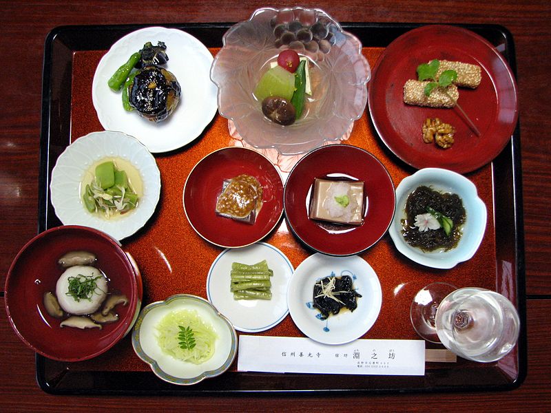 Un repas de type shôjin servi dans un temple de Nagano (© Chris 73)