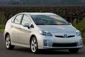 , L’hybride rechargeable de Toyota en 2012