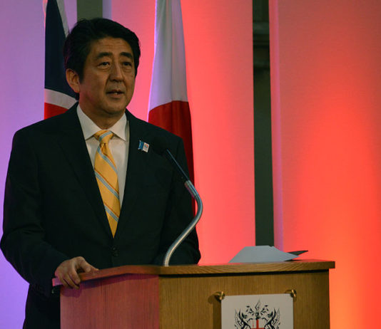 Shinzô Abe commence sa tournée européenne