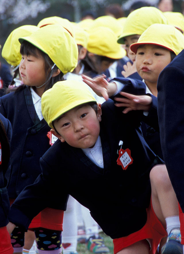 De jeunes écoliers japonais (© C.K. Tse)