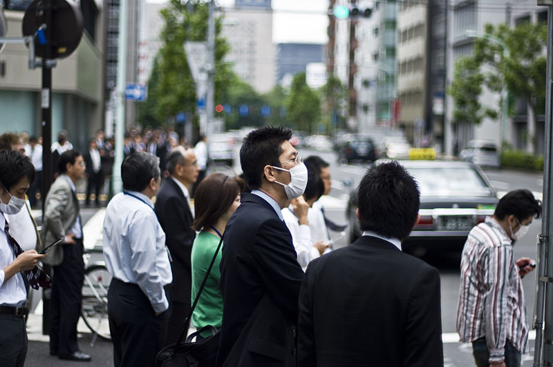Des salarymen à Tōkyō - Photo : Gabriel Synnaeve