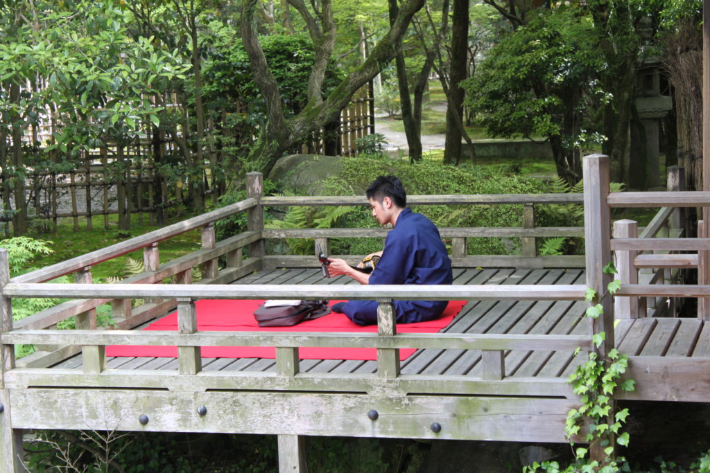 j-jardin-shamisen-maisontraditionnelle