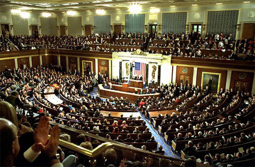Une réunion commune du Congrès des États-Unis en 2003 (© White House photo by Susan Sterner) 