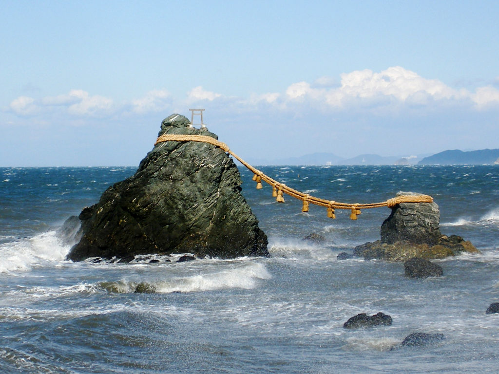 Meoto Iwa - rochés mariés - préfecture de Mie -Japon (©Marubatsu)