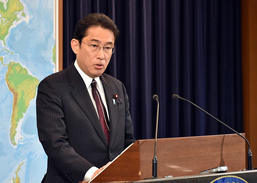 Fumio Kishida lors de sa conférence de presse sur les missiles nord-coréens (© MOFA Japan)