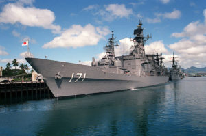 Le destroyer japonais Hatakaze (© US Navy)