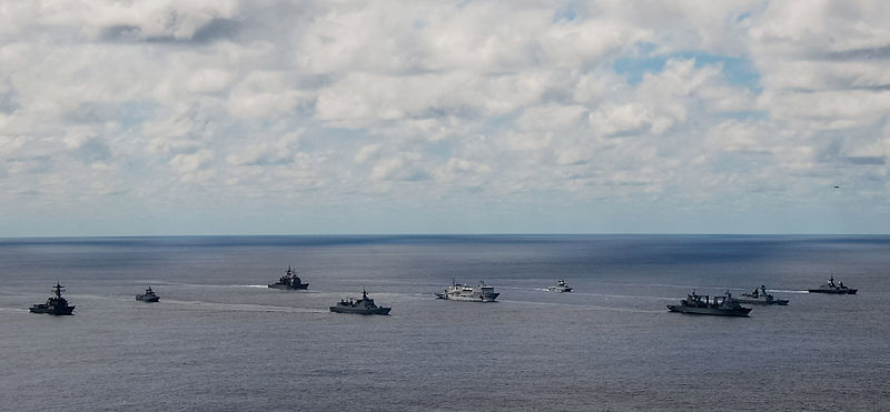 Flotte multinationale lors du 24ème "Rim of the Pacific", en 2014. (© Mass Communication Specialist 2nd Class Brian T. Glunt)