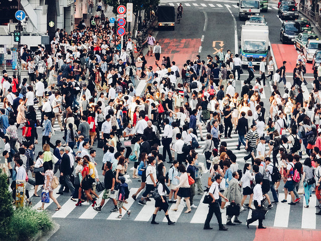 shibuya-croisement-population-japonaise-japon-infos-dick-thomas-johnson