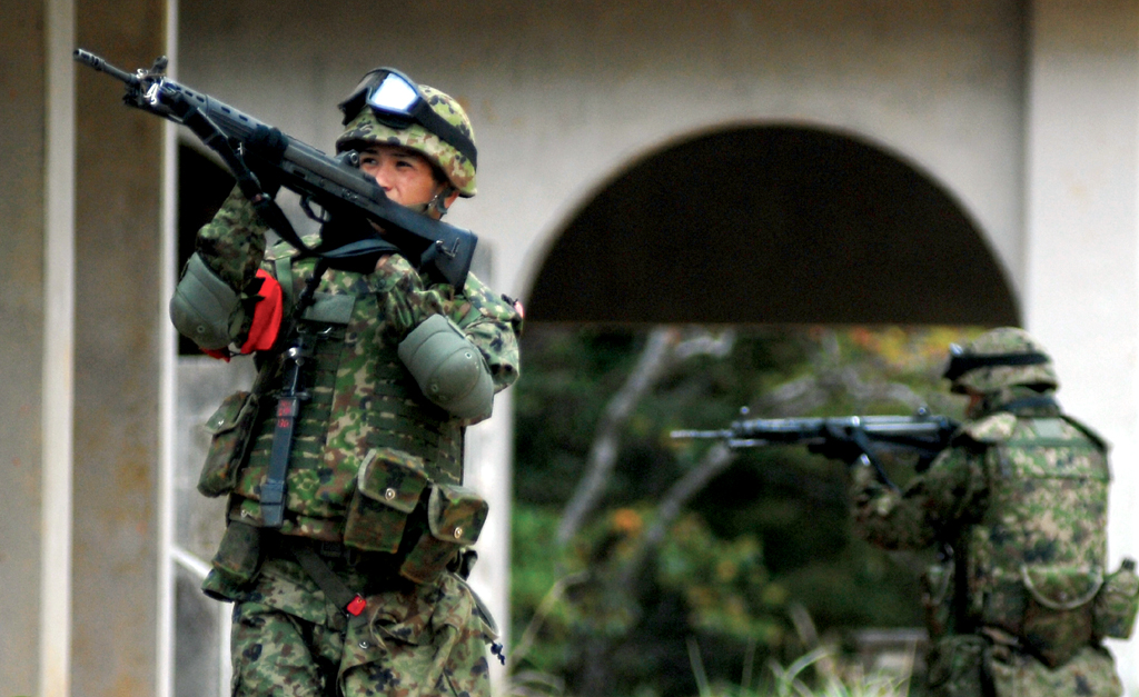 Soldat des Forces Japonaises d’Autodéfense en entrainement (© US Army)