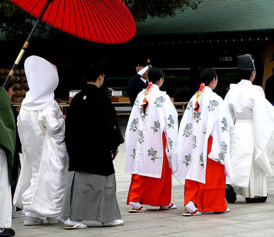 De plus en plus de japonais non mariés après 50 ans