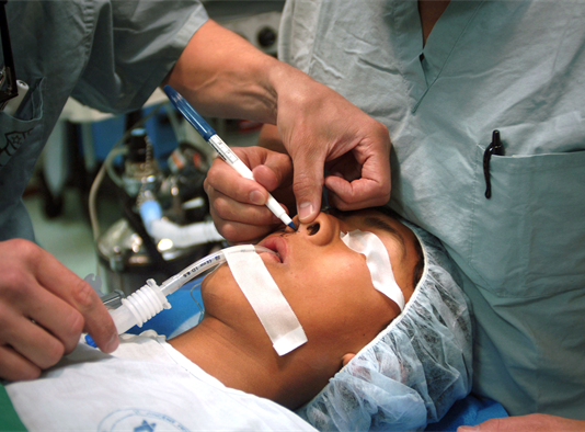 Le Japon interdit l’utilisation de photos avant-après pour la chirurgie esthétique