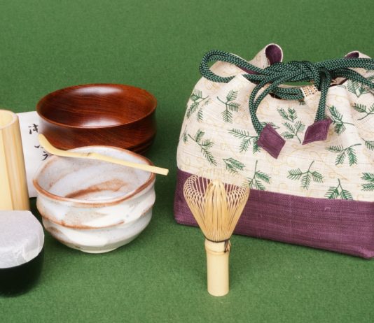Exposition spécial fêtes d’objets d’artisanat japonais