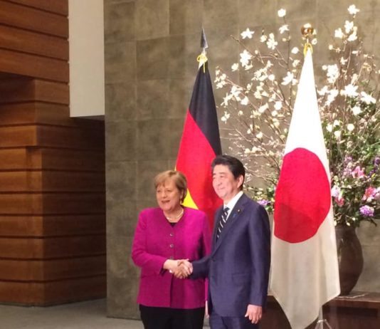 Asô se rétracte | Abe remonte | Merkel à Tôkyô
