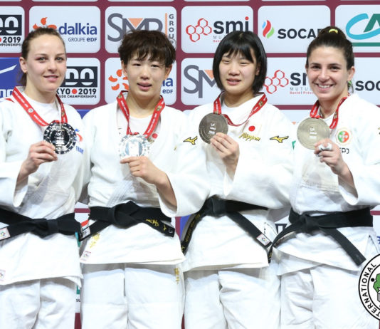 Tarô Kôno inquiet | Toshiba : bénéfices réduits | Judoka en Or