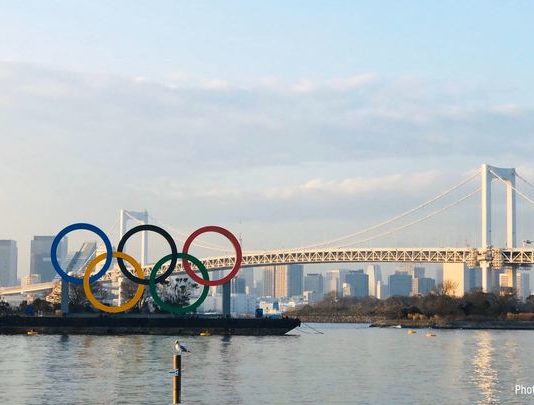 Tsunami à venir | Monument olympique | Réduction de sacs plastique