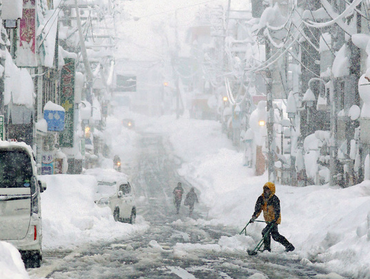 Fortes chutes de neige sur les régions cotières