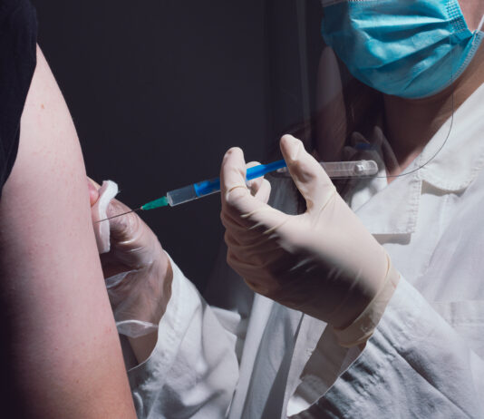 Premières vaccinations | Groupes prioritaires | JO de Tôkyô