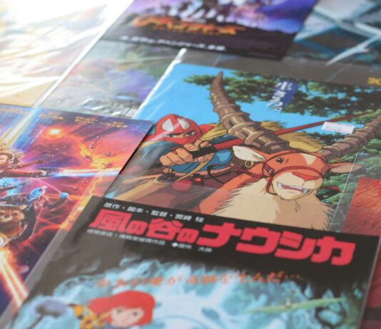 Tensions Politiques | Réforme du travail | Studio Ghibli