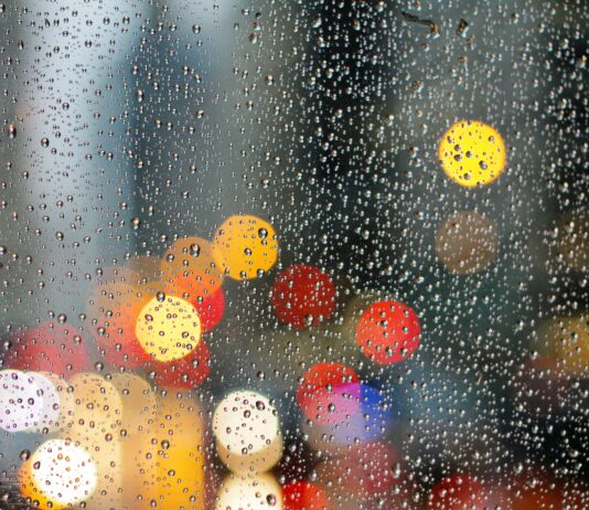 Défense maritime | Torrents de pluie | Séisme