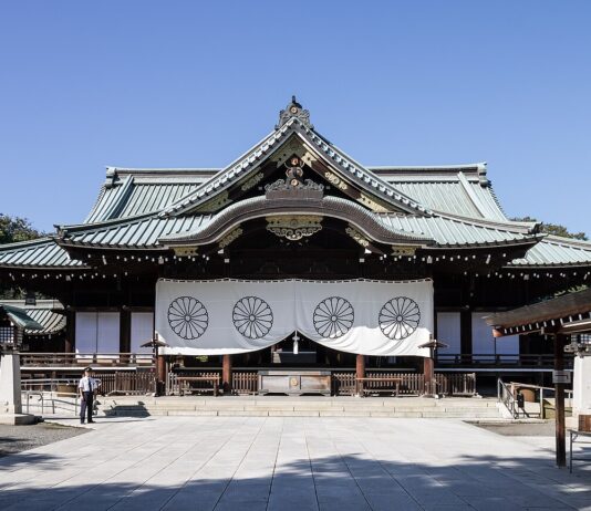 Séisme dans le nord | Offrande au Yasukuni | Accident militaire